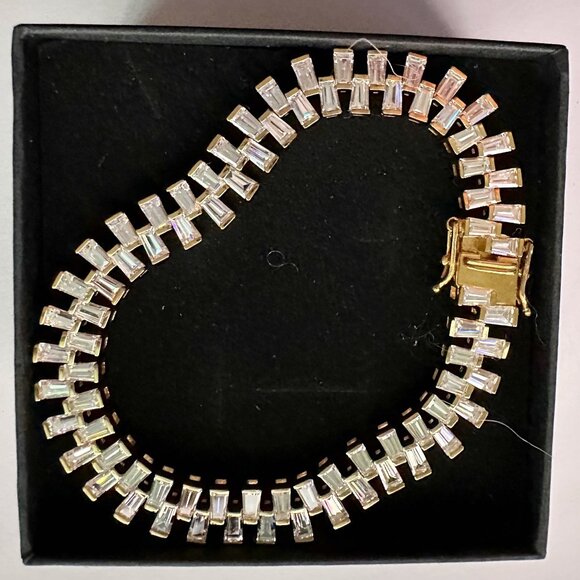 10.00 Carat Lab Created White Topaz Baguette Bracelet in Sterling 14kt Goldplate - Picture 2 of 11